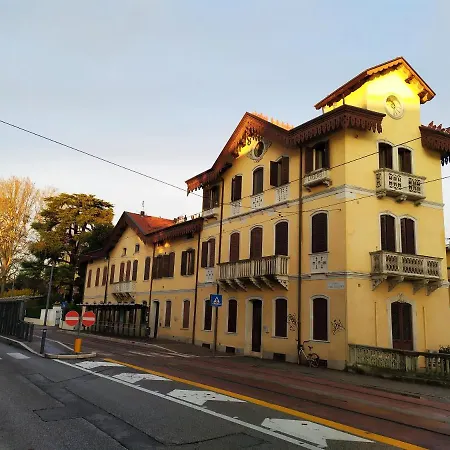Mansarda Santa Croce Apartment *